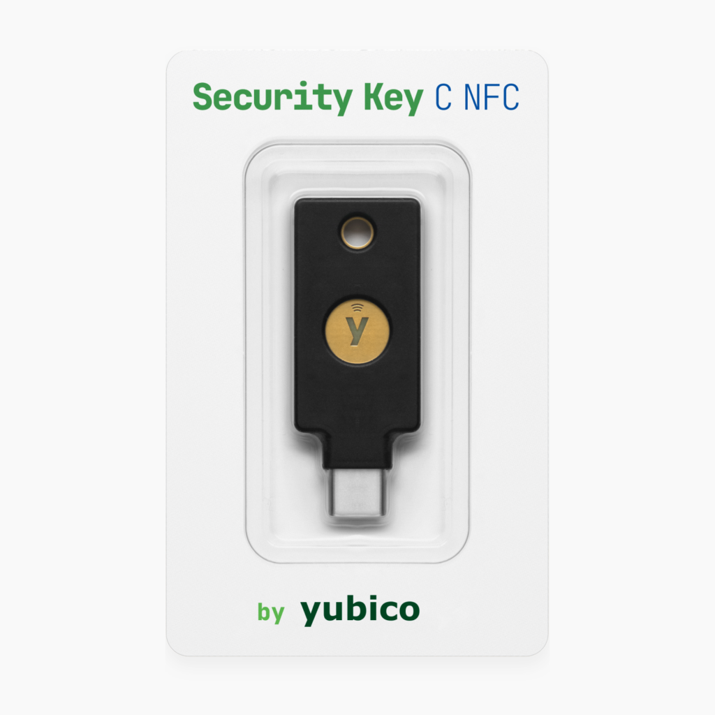 Ключ безпеки Security Key C NFC від Yubico з роз'ємом USB-C у блістерній упаковці