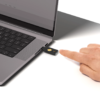 YubiKey 5C NFC FIPS (140-3) — встромлений у ноутбук